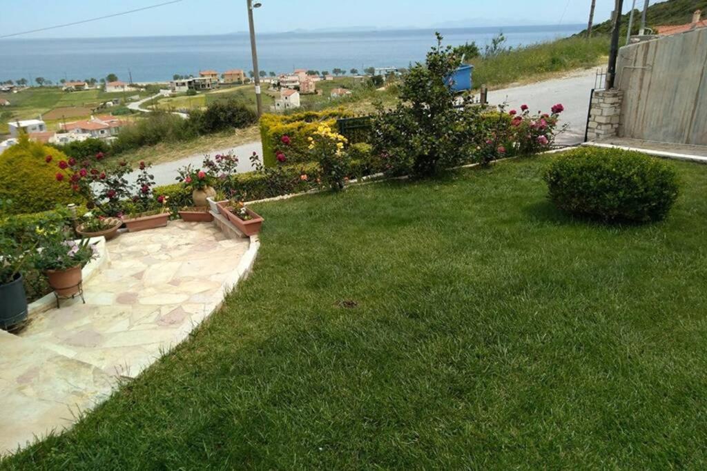 Villa Roses-Mourteri Exterior photo